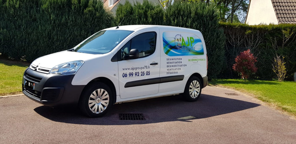 voiture-desinfection desinsectitation deratisation desinfection nettoyage ventilation desinfections plaisir 78 yvelines